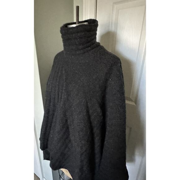 ALEXANDRA BARTLETT 100% Wool Turtleneck Sweater Poncho Top Dark Gray Charcoal - Picture 9 of 16